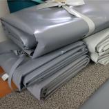 PVC покривало, сиво, 900 г/м²